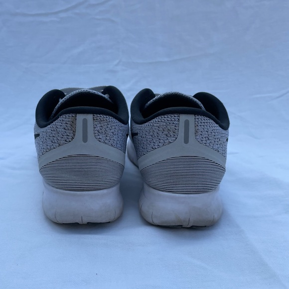 Nike Free RN ⭐️💨 - Picture 5 of 6